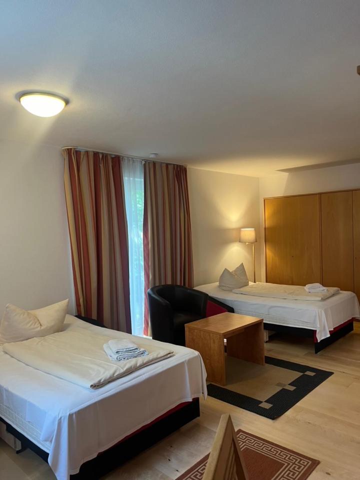 אלרסהאוזן Hotelpension Zum Gockl מראה חיצוני תמונה