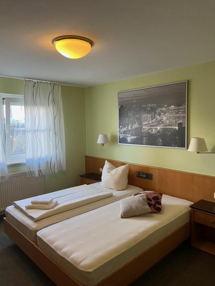 אלרסהאוזן Hotelpension Zum Gockl מראה חיצוני תמונה